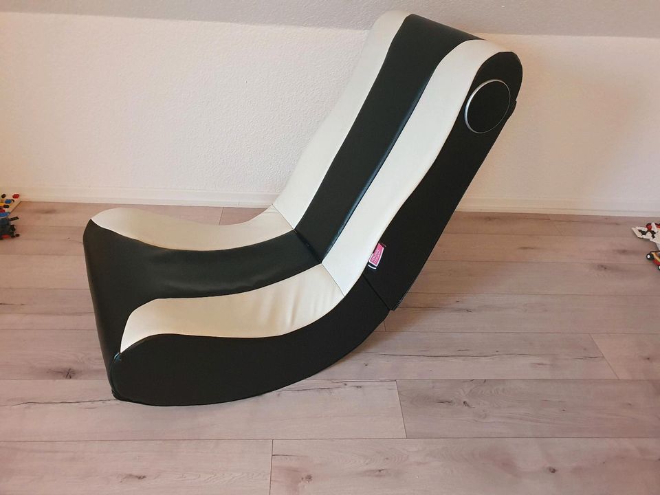 3x Gaming Sound Sitze Sessel Chair klappbar in Marienmünster