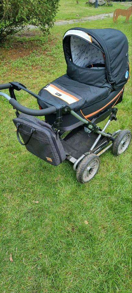 Emmaljunga Kinderwagen-Kombination in Beverstedt