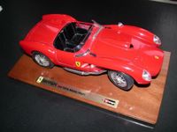 Ferrari 250 Testa Rossa (1957) Modell by burago Niedersachsen - Holdorf Vorschau