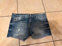 Kurze Hose Jeans Gr. 23 Shorts Hot Pants Mädchen Frauen ca. Gr 32 Bayern - Olching Vorschau