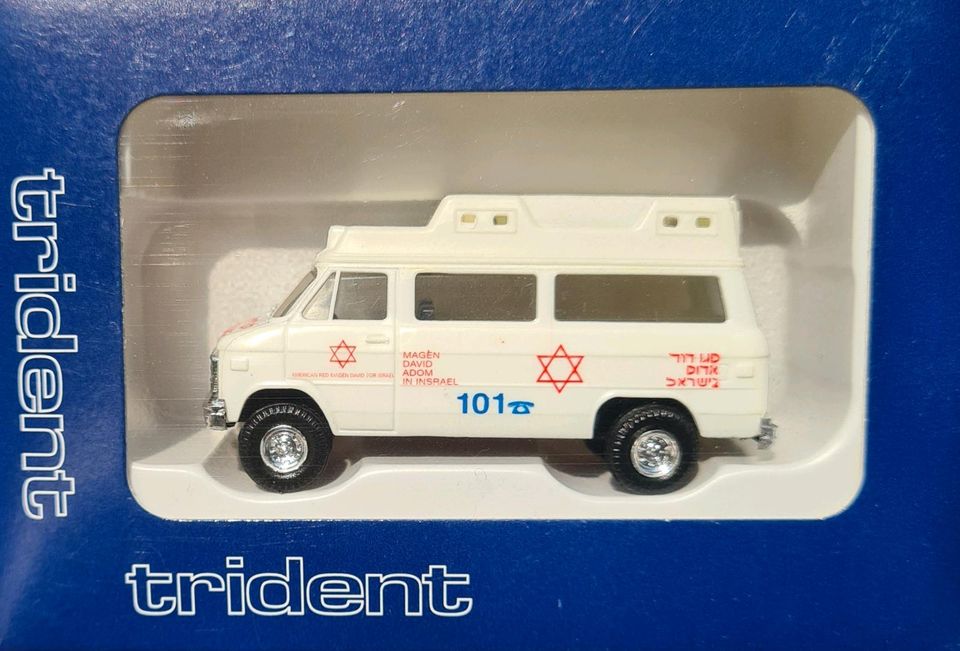 Trident 90223 Chevy Krankenwagen Israel in Cremlingen