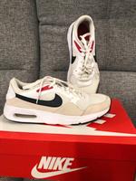 Turnschuhe, Nike Air Max Axis, Gr. 43, Gr. 9,5, weis-Creme Hessen - Hünfeld Vorschau