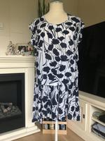 Designerkleid Zweiteiler fließende Viskose Handmade Neu 40 Berlin - Rudow Vorschau