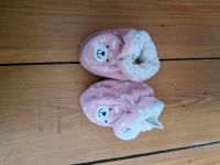 Babyschuhe 0-6 Monate Teddy rosa weiss Niedersachsen - Sibbesse  Vorschau