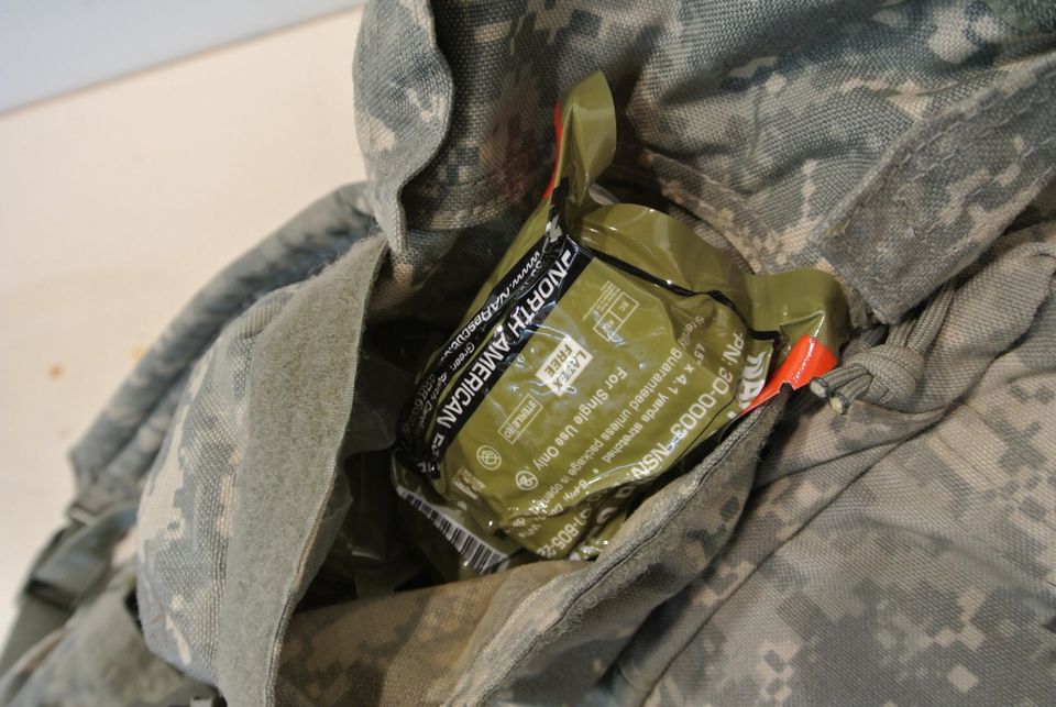 North American Rescue Combat Casualty Response Kit - Erste Hilfe in Kirchhundem