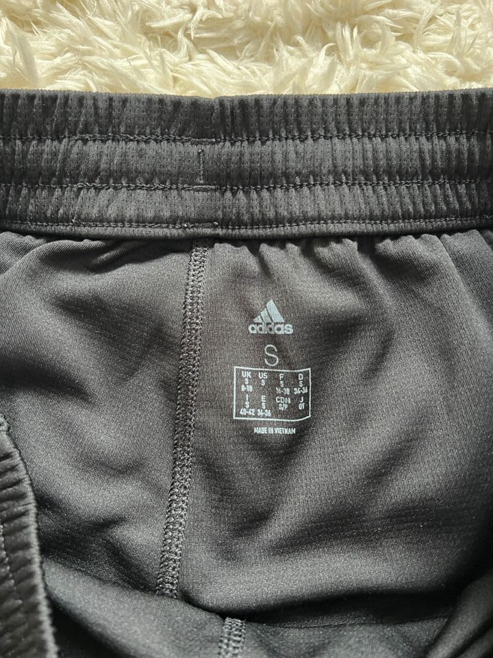 Adidas Sport Shorts, schwarz weiß, Gr.S in Weimar