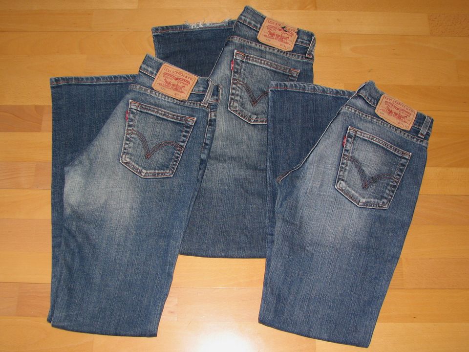 LEVI's 529 W29 L32 + W29 L34 Bootcut Jeans Low Rise 8714 Levis in Hamburg