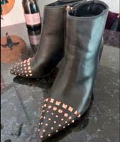 Versace Stiefel Gr. 39 (8,5) NP 279€ Nordrhein-Westfalen - Euskirchen Vorschau