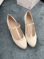 Brautschuhe 42 weiß Ivory Pumps Nordrhein-Westfalen - Herten Vorschau