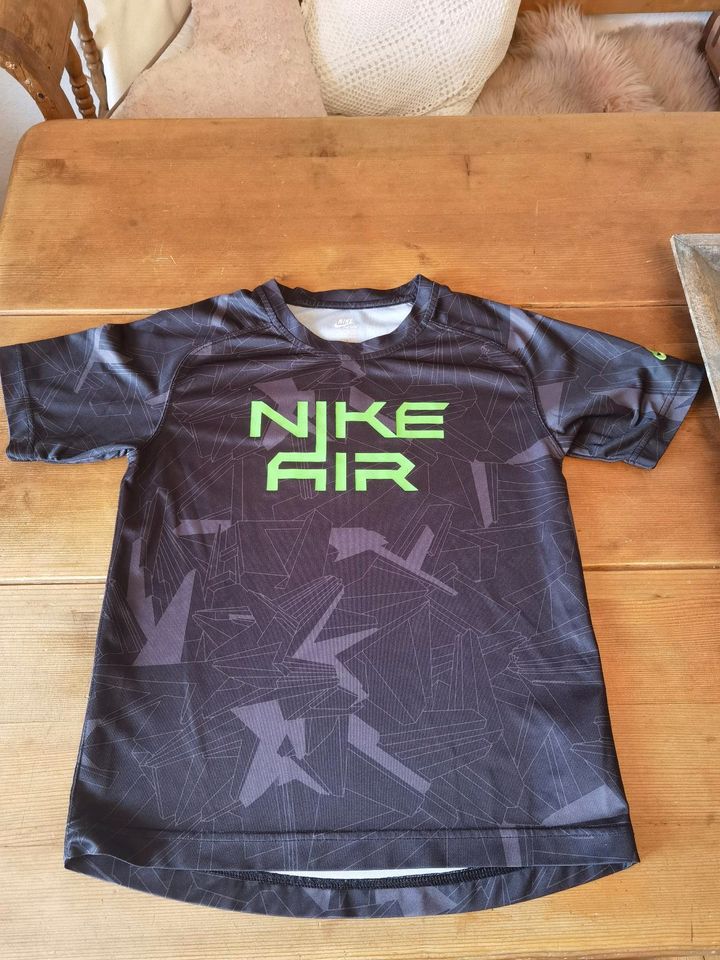 Nike Air Shirt, 128, 140 Sport in Merchweiler