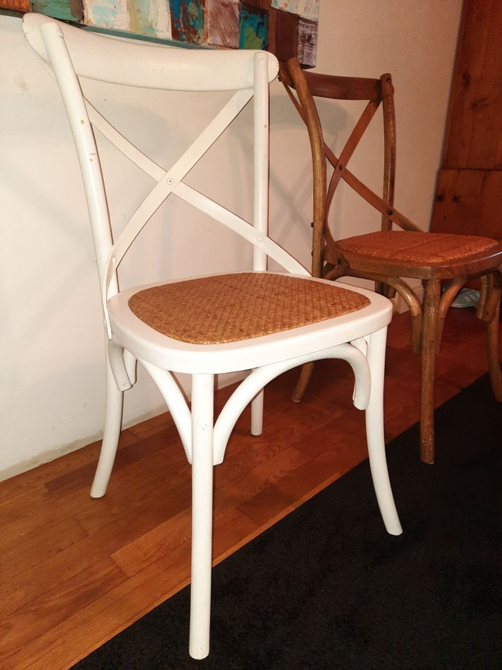 Stuhl Holz 3x braun 5x weiß Landhaus Esszimmer Küche in Melle
