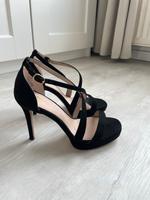 High Heals mit Riemchen und leichtem Plateau Hannover - Südstadt-Bult Vorschau
