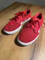 Nike SB Sneaker Schuhe rot Größe 45 Bayern - Pfaffenhofen a.d. Ilm Vorschau