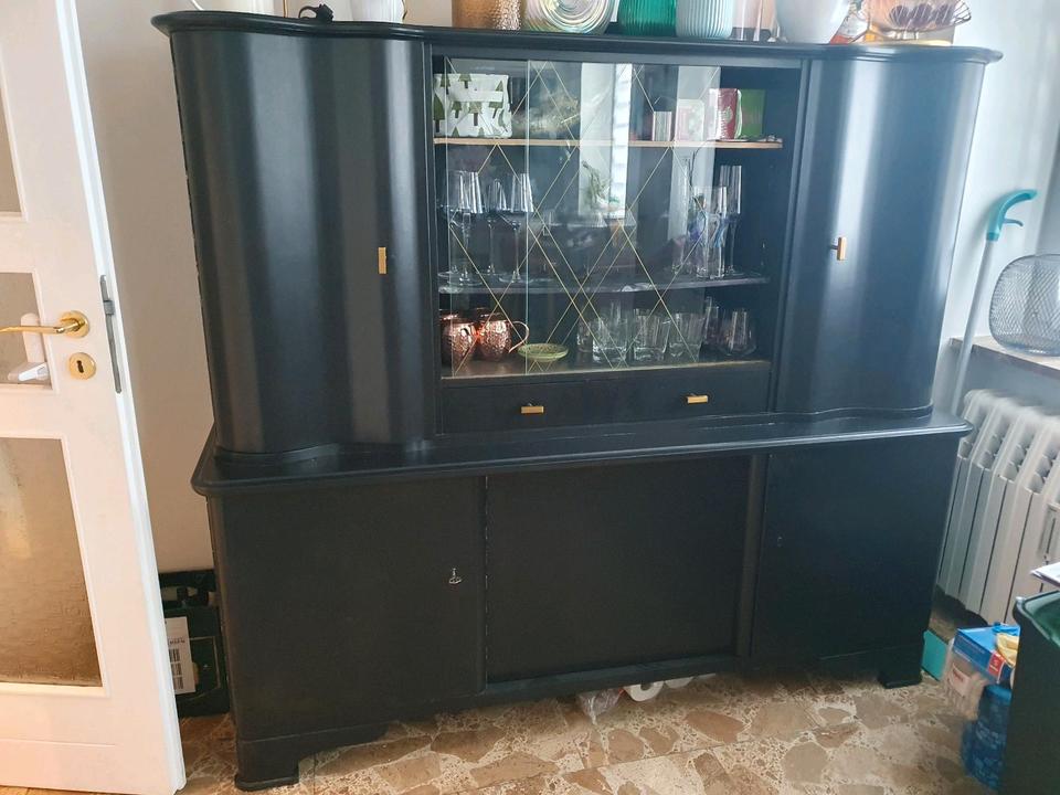 Buffetschrank schwarz gestrichen dringend bis 1.7. in Arnsdorf
