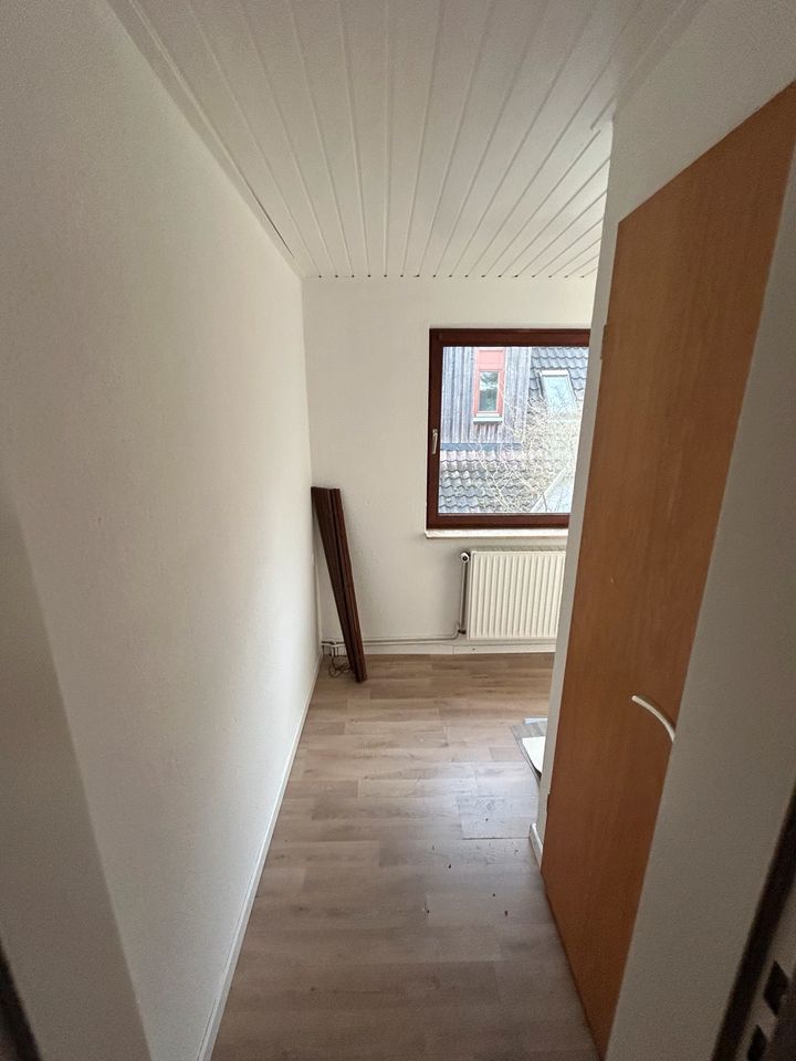 Zimmer +extra Raum in Haus-WG (WG-Umzug) in Oldenburg