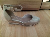 Tamaris Keilpumps Champagne Gr. 39 festlich neu Bayern - Haselbach b. Mitterfels Vorschau