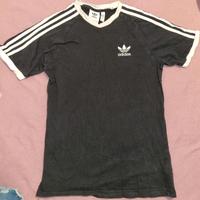 Schwarzes Adidas Oberteil Brandenburg - Bernau Vorschau