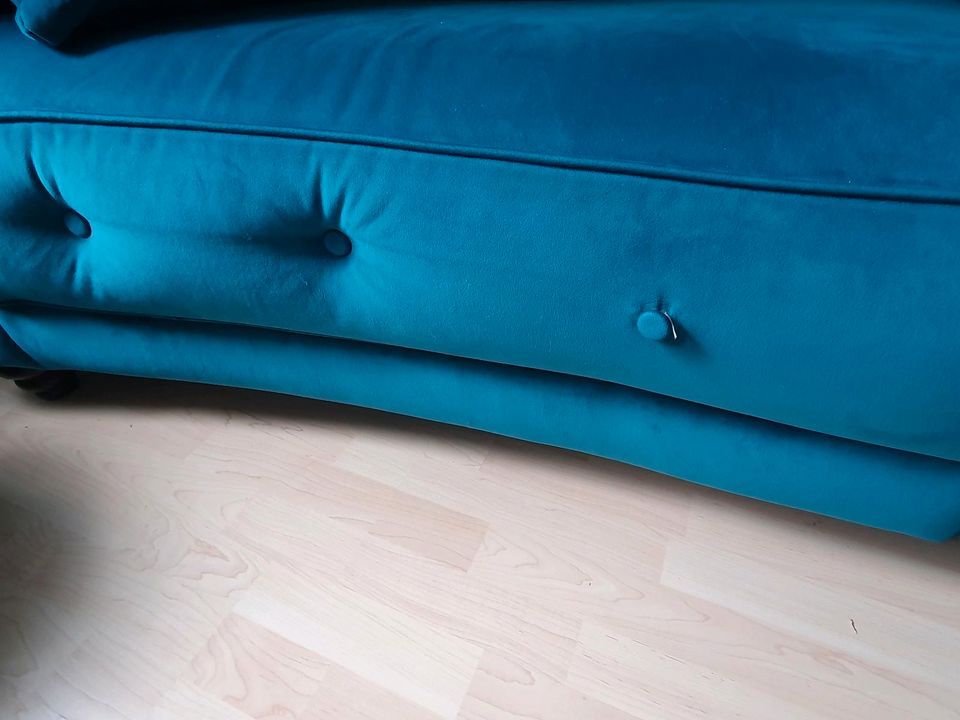 Velour Mega-Sofa in Petrol in Essen