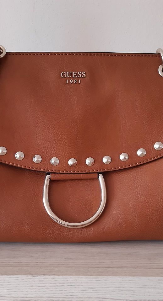 Guess Tasche, braun, neu, 28 x 24 cm, Lederimitat in Freilassing