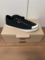2x Levi's Herren Sneaker Größe 42 & 40 Niedersachsen - Hemmingen Vorschau