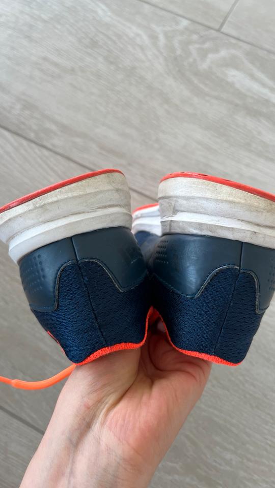 Set Sneaker Reebok 39 1/3 Adidas 39 blau schwarz orange in Dissen am Teutoburger Wald