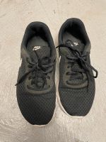 Nike Turnschuhe / Schuhe / Sneaker Größe 38 Saarland - Nalbach Vorschau