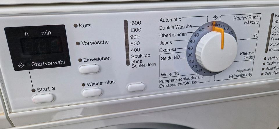 Miele Waschmaschine Softronic 1600upm Aquastop in Oberhausen