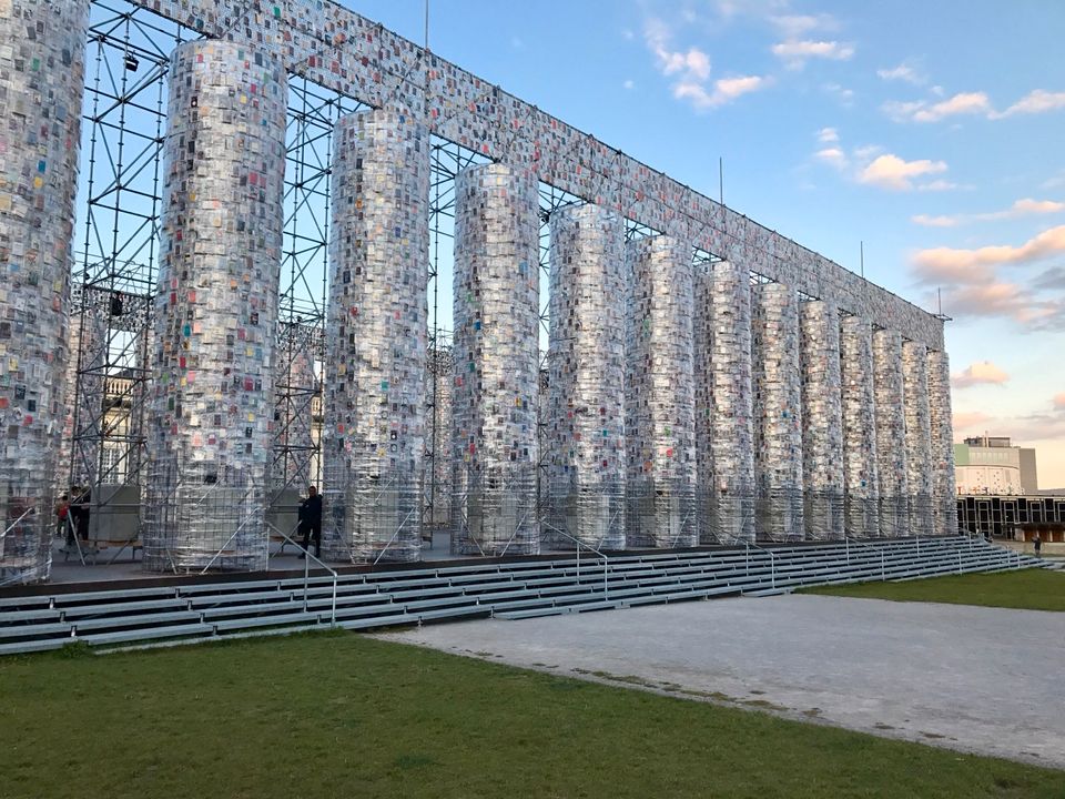 documenta 14: Parthenon der Bücher (Marta Minujin) in Kassel