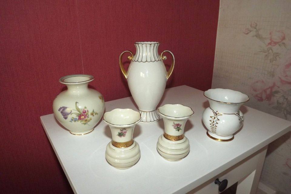 alte/antike Vasen: Beyer & Bock, C.T. Altwasser, Haviland, Ivory in Wernigerode