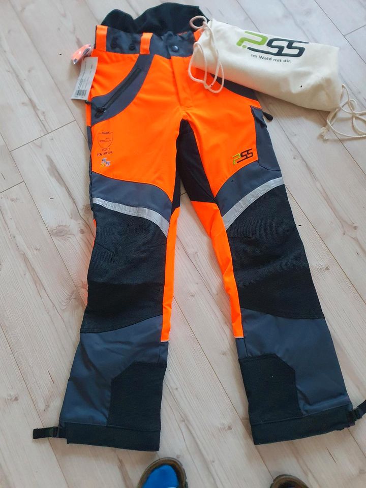 Schnittschutzhose  X-treme Air von PSS in Schönberg