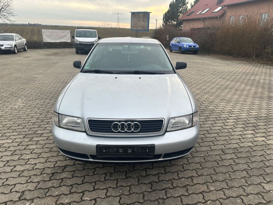 Audi A4 1.6 in Rositz