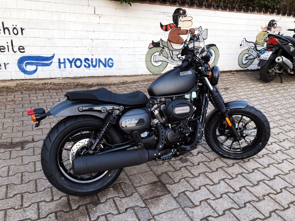 Hyosung GV 125 S , B196 , in Worms