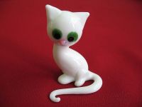 Katze – kleines weißes Kätzchen – Figur – Glas – 5 x 3,5 x 3,5 cm Berlin - Hellersdorf Vorschau