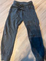 Hose Jogging Freizeithose Jogginghose dunkelgrau H&M Gr. 110 Sachsen - Burkhardtsdorf Vorschau