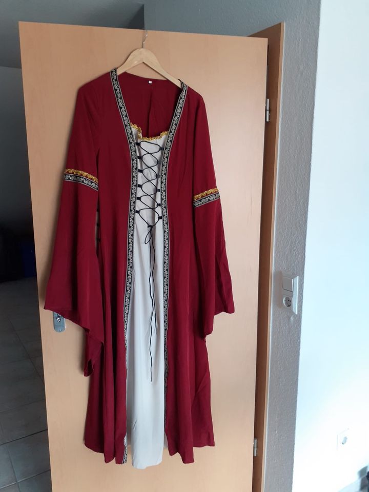 Mittelalterkleider zu verkaufen in Haselünne