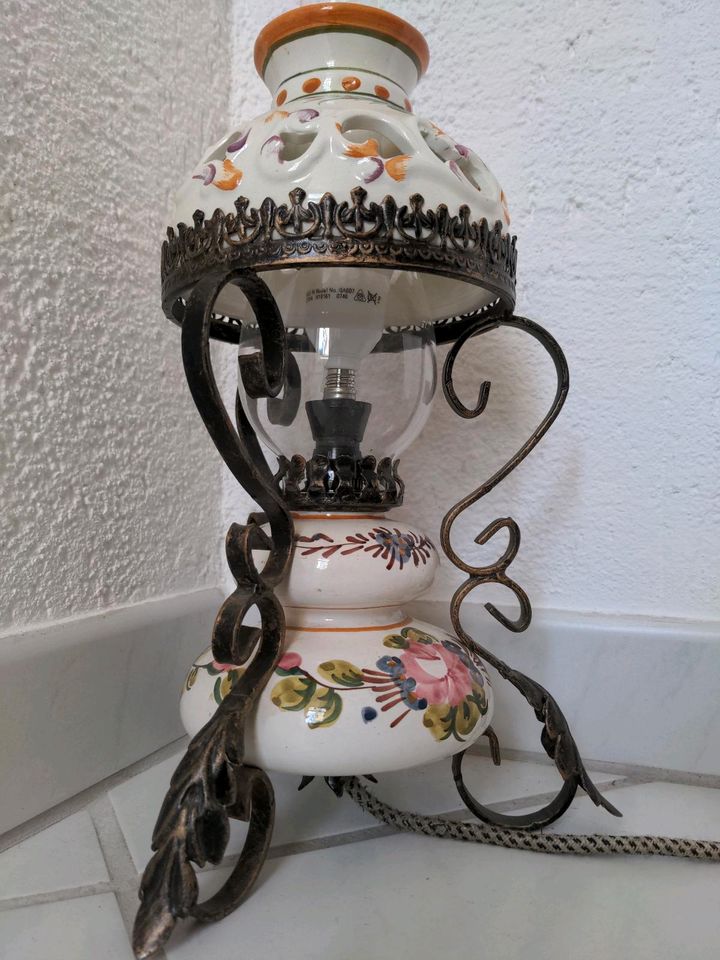 Lampe aus Keramik in Lebach