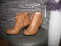 Schuhe Stiefelette Boots Damen Stiefel Gr.38 neu Berlin - Spandau Vorschau