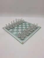 * SCHACHSPIEL GLAS SCHACHFELD TRANSPARENT SCHACH FIGUREN HANDMADE Berlin - Charlottenburg Vorschau