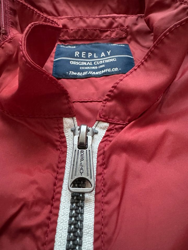 Replay Regenjacke in Hilden