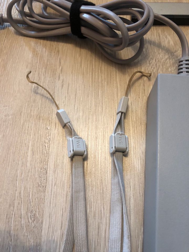 Nintendo WII Zubehör, Netzteil Sensor, Kabel in Helmstedt