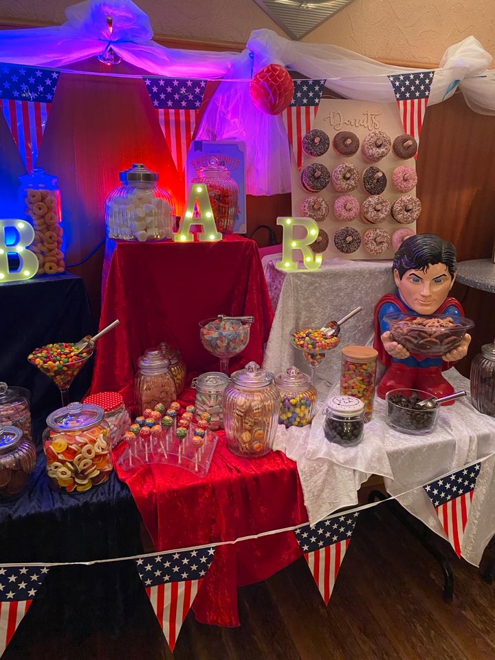 Candybar Superman in Neunkirchen