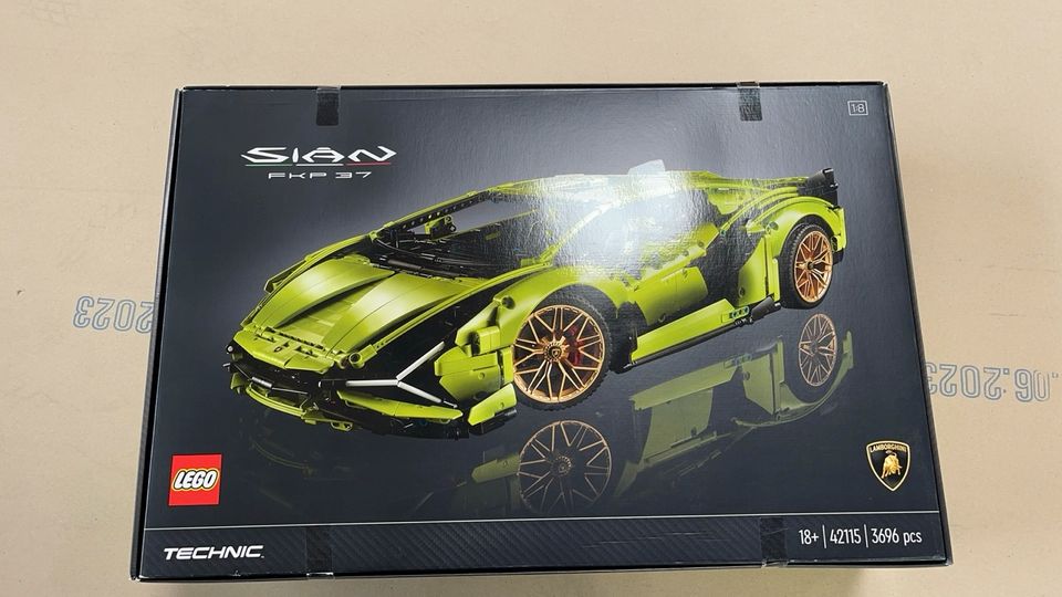 Lego Technic Lamborghini Sián FKP 37 Rennauto Modellauto 42115 in Düsseldorf