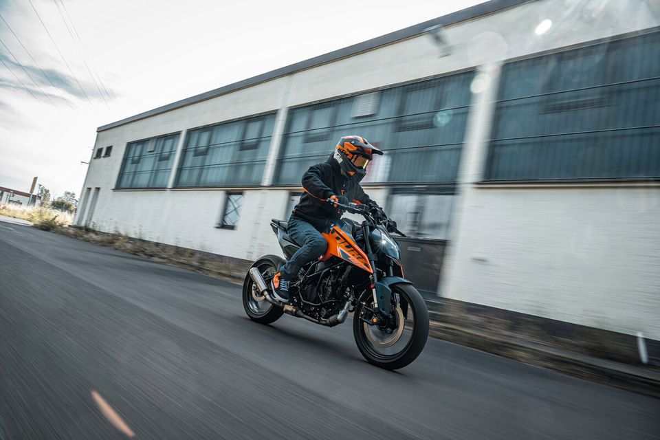 KTM 125 Duke 2024 *sofort verfügbar* in Winnenden