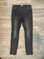 Neuwertige Only Jeans Gr. XL/34 Niedersachsen - Ostercappeln Vorschau