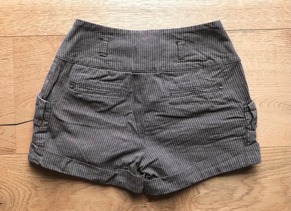 Orsay kurze Hose Shorts Gr.34 Braun gestreift in Thüringen - Eisenach |  eBay Kleinanzeigen ist jetzt Kleinanzeigen