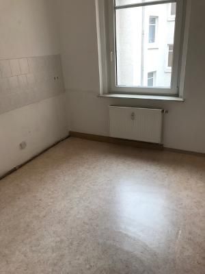 Günstig zum Wohneigentum - solide 2 Zimmerwohnung! in Plauen