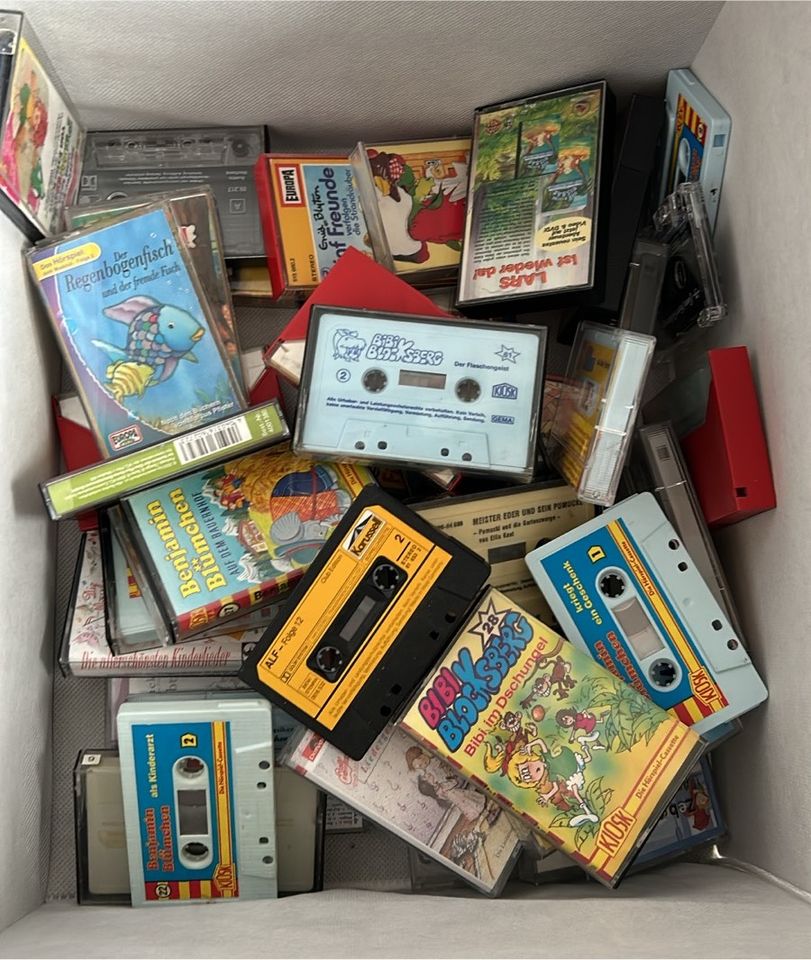 Diverse Kinderkassetten in Freiberg am Neckar