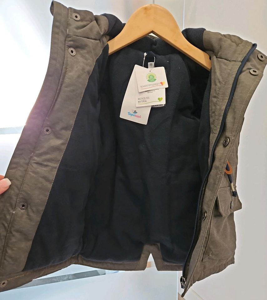 Jungen Jacke Gr.86 NEU in Schmalkalden