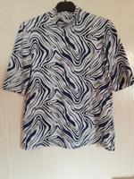 Shirt in Blautönen von Just White Gr. 38 Niedersachsen - Scheeßel Vorschau