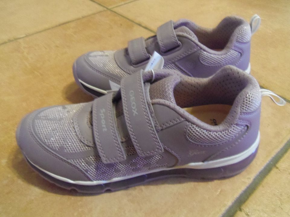 Geox Mädchen Sneaker Android Girl B Low-Top Gr. 34 mauve NEU OVP in  Baden-Württemberg - Plankstadt | Gebrauchte Kinderschuhe Größe 34 kaufen |  eBay Kleinanzeigen ist jetzt Kleinanzeigen